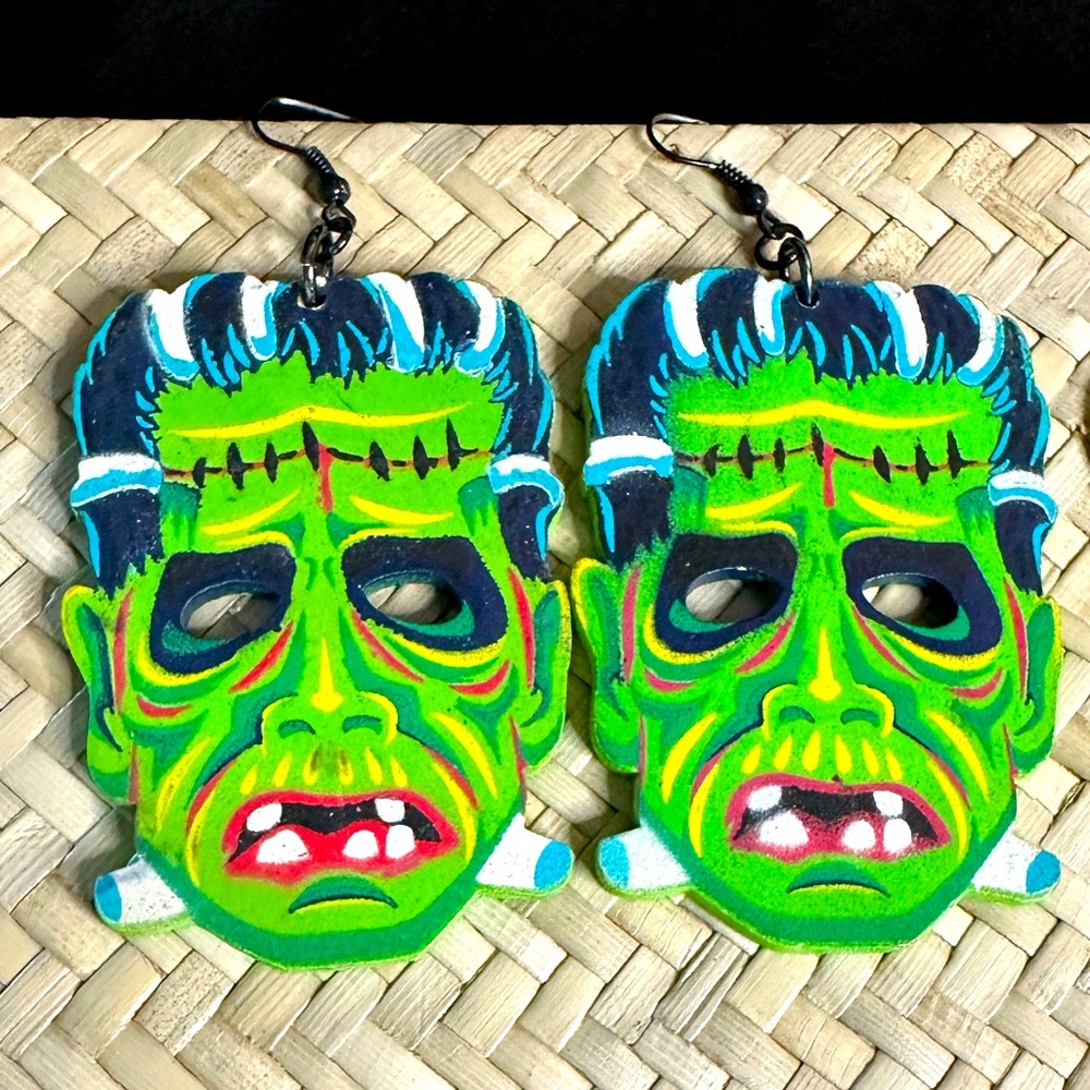 Frankenstein‎ earrings